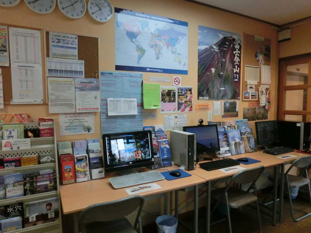 Mt Fuji Hostel Michael'S Fujiyoshida Εξωτερικό φωτογραφία